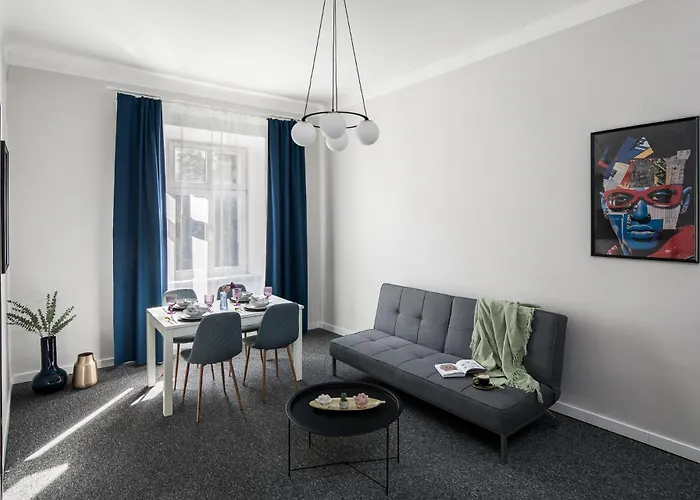 Deluxe Two-Bedroom Apartment